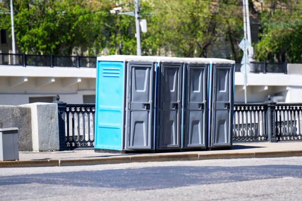 Portable Toilet Options We Offer in Bridgeport, TX